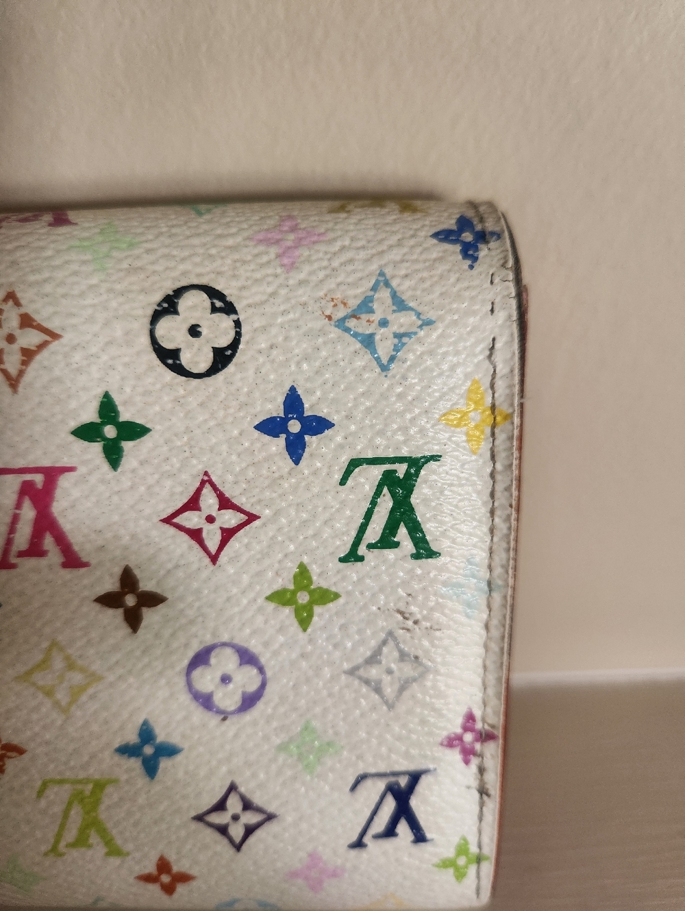 Y2K Louis Vuitton White Murakami Sarah Wallet Pink Interior - Authenticated! - Picture 10 of 14